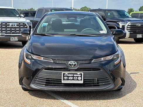 Used 2024 Toyota Corolla LE FWD image 3