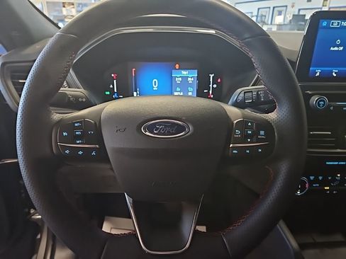 Used 2025 Ford Escape ST-Line image 20