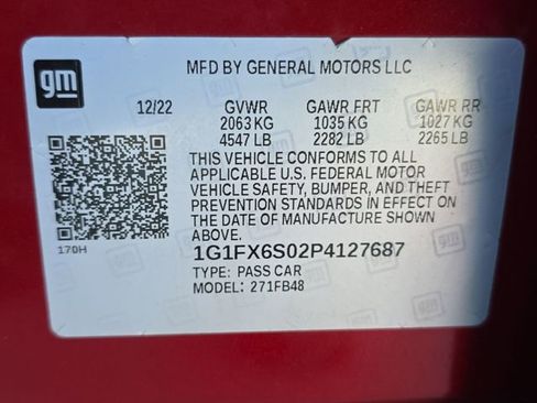 Used 2023 Chevrolet Bolt LT w/ Infotainment Package image 32