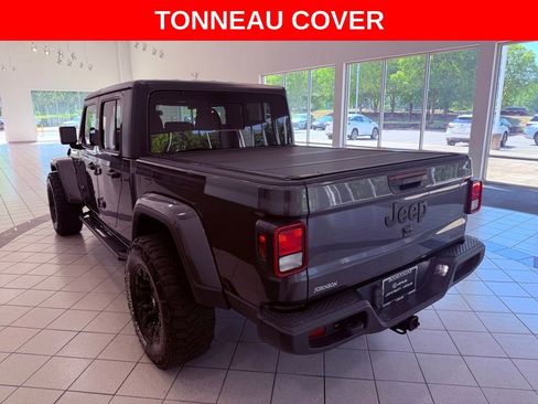 Used 2021 Jeep Gladiator Sport AWD/4WD image 5