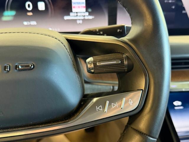 Used 2025 Lucid Air Touring AWD/4WD image 20