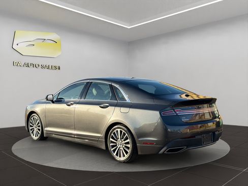 Used 2020 Lincoln MKZ AWD image 5