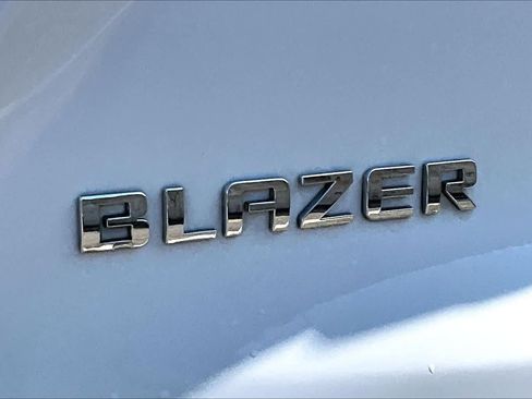Used 2023 Chevrolet Blazer LT w/ Driver Confidence Package FWD image 13