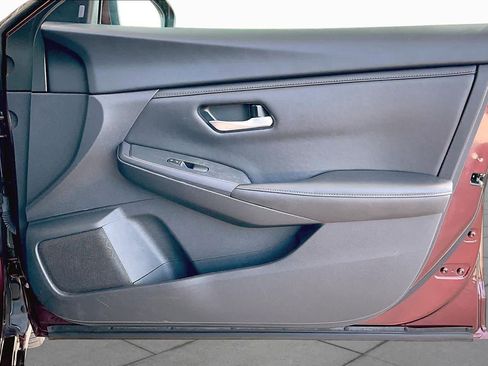 Certified 2024 Nissan Sentra SV FWD image 22