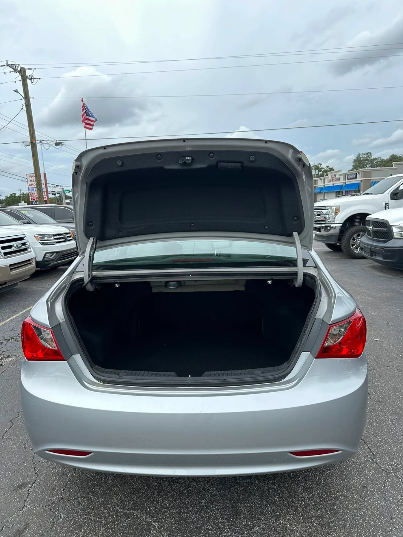Used 2011 Hyundai Sonata Limited w/ Navigation Pkg 5 FWD image 20