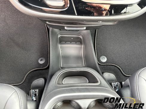 New 2026 Chrysler Pacifica Select image 20