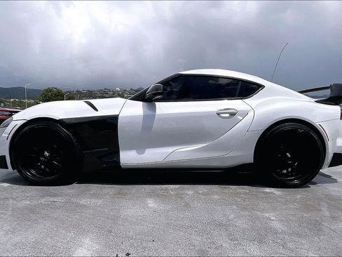 Used 2022 Toyota Supra Premium w/ Driver Assist Package image 3