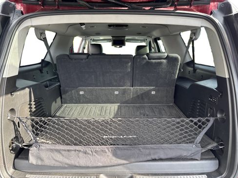 Used 2020 Cadillac Escalade ESV Premium Luxury image 11