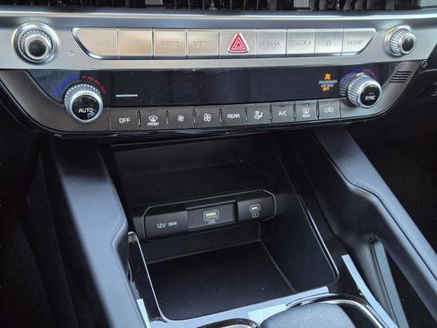 New 2025 Kia Telluride LX image 28