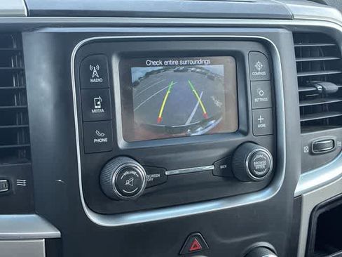 Used 2018 RAM 1500 Classic SLT RWD image 30