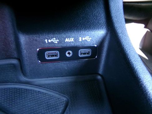 Used 2020 Dodge Durango SXT image 22