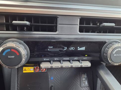 Used 2026 Toyota 4Runner SR5 AWD/4WD image 7