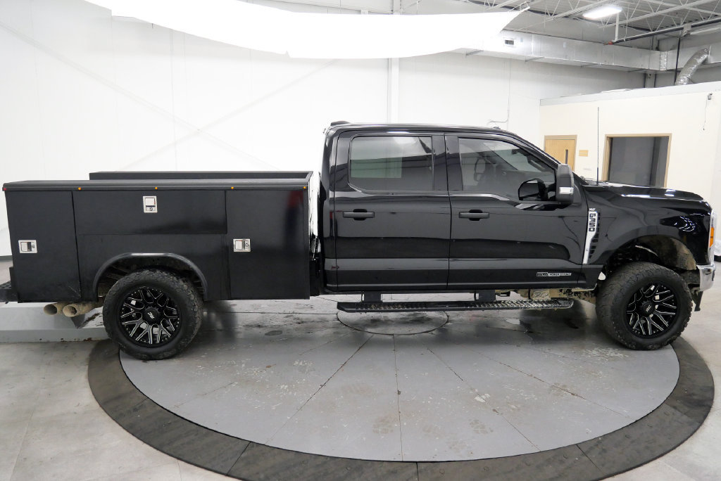 Used 2023 Ford F350 XLT w/ Snow Plow Prep Package AWD/4WD image 9