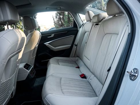 Used 2021 Audi A6 Premium Plus image 8