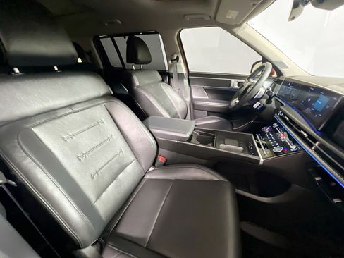 Used 2024 Hyundai Santa Fe Limited FWD image 31