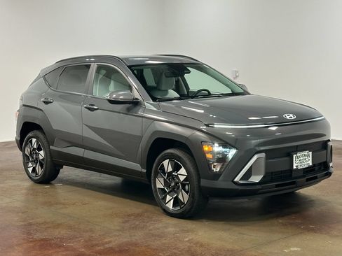 Used 2025 Hyundai Kona SEL AWD/4WD image 7