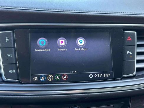 Used 2020 Buick Enclave Essence w/ Sound and Sites Package AWD/4WD image 50