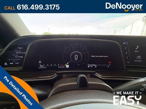 Used 2023 Cadillac Escalade Premium Luxury w/ LPO, Radiant Package AWD/4WD image 13
