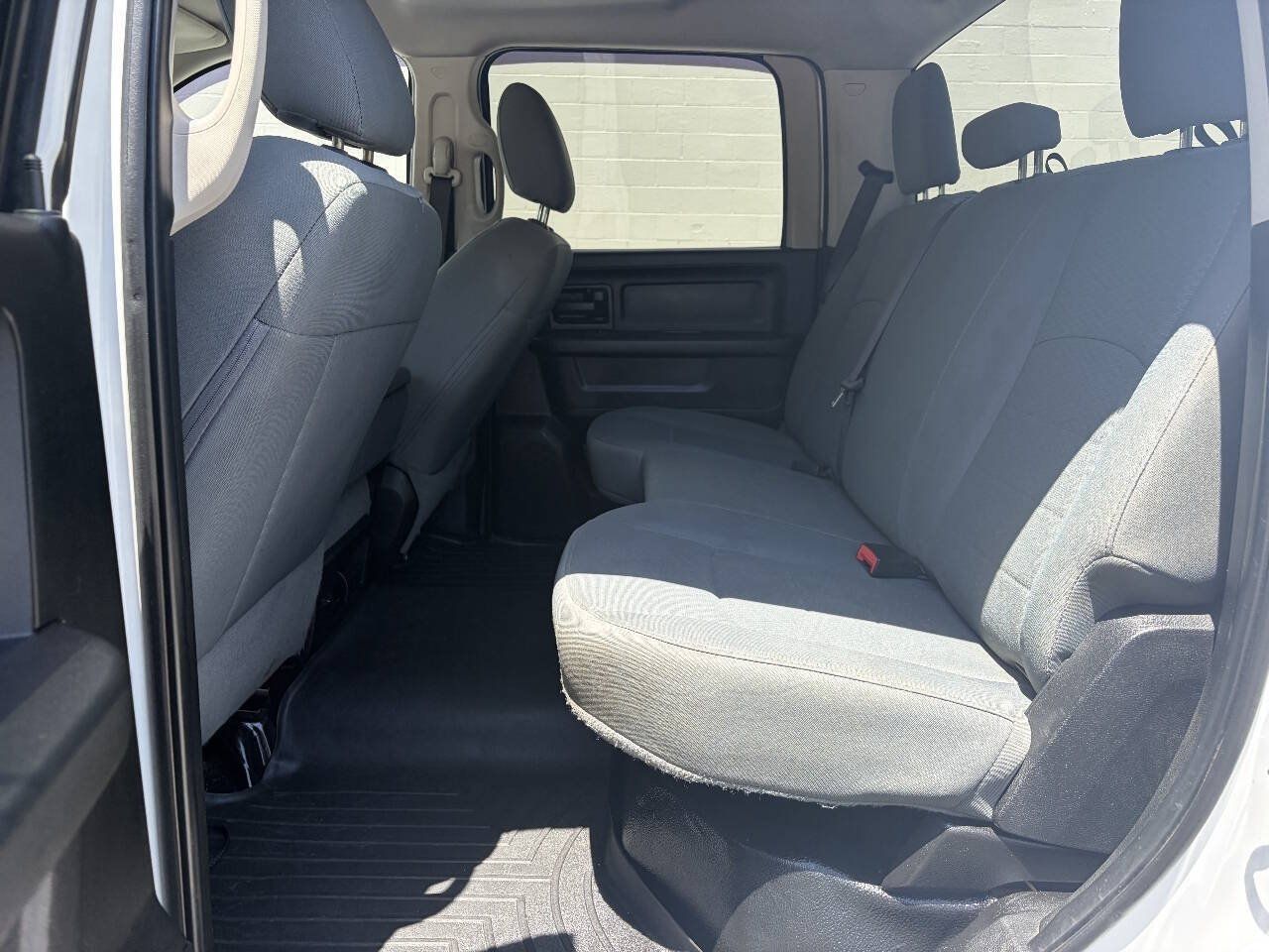 Used 2017 RAM 2500 Tradesman w/ Chrome Appearance Group AWD/4WD image 53