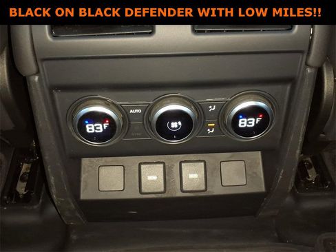 Used 2024 Land Rover Defender 110 S image 12