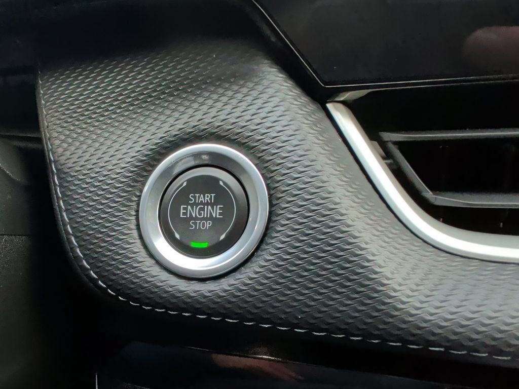 Used 2026 Chevrolet Equinox LT w/ LPO, Floor Liner Package FWD image 23