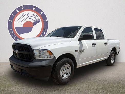 Used 2020 RAM 1500 Tradesman AWD/4WD image 2