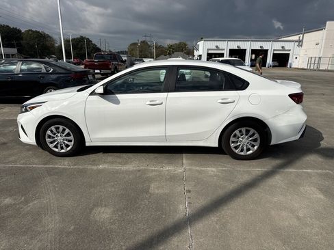 Certified 2024 Kia Forte LX image 22