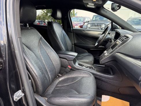 Used 2015 Lincoln MKC AWD image 11