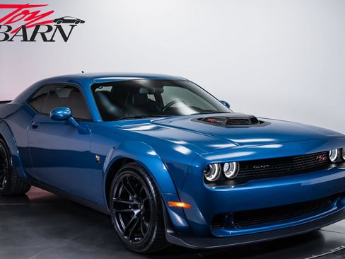 Used 2021 Dodge Challenger R/T Scat Pack RWD image 7