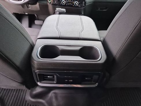Used 2024 GMC Sierra 1500 Elevation RWD image 32
