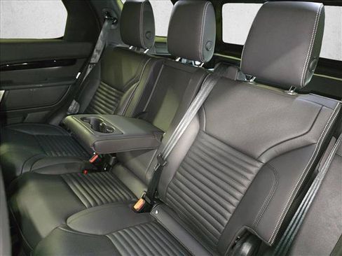 New 2026 Land Rover Discovery S AWD/4WD image 13