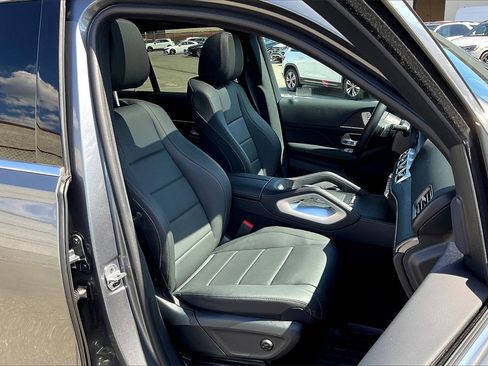 Used 2025 Mercedes-Benz GLE 350 4MATIC image 7
