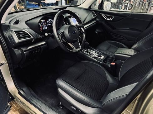 Used 2023 Subaru Forester Premium image 17