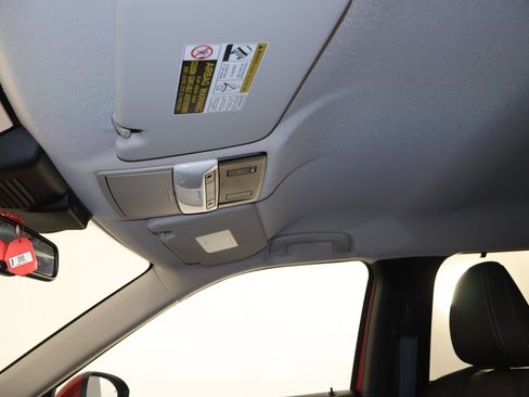 Used 2024 Mitsubishi Outlander SEL image 39