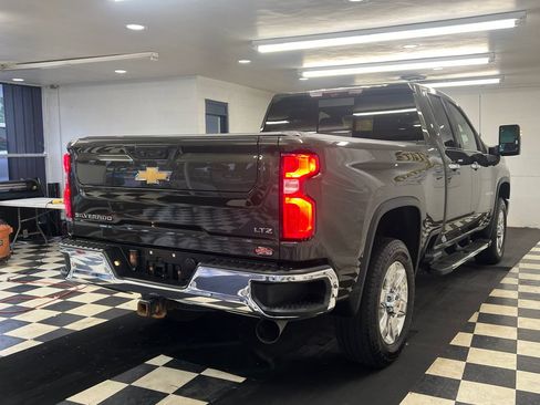 Used 2022 Chevrolet Silverado 2500 LTZ AWD/4WD image 21