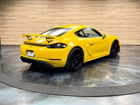 Used 2023 Porsche 718 Cayman GT4 image 9