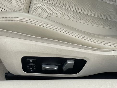 Certified 2023 BMW 840i xDrive Convertible w/ Driving Assistance Package image 13