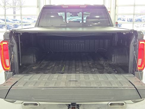 Used 2023 GMC Sierra 1500 SLT w/ SLT Premium Package image 23