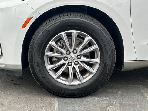 Used 2024 Buick Enclave Premium image 48