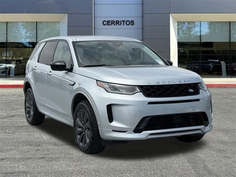 New 2025 Land Rover Discovery Sport S image 3