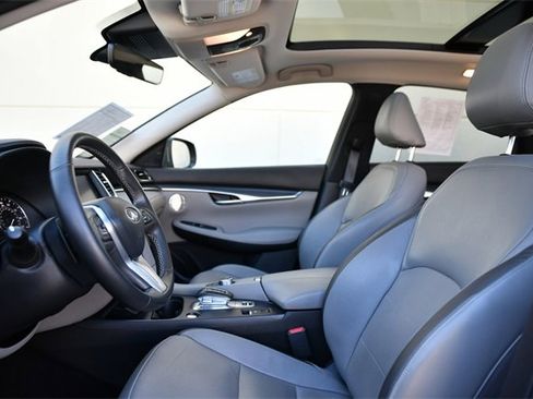 Used 2023 INFINITI QX50 Luxe image 22