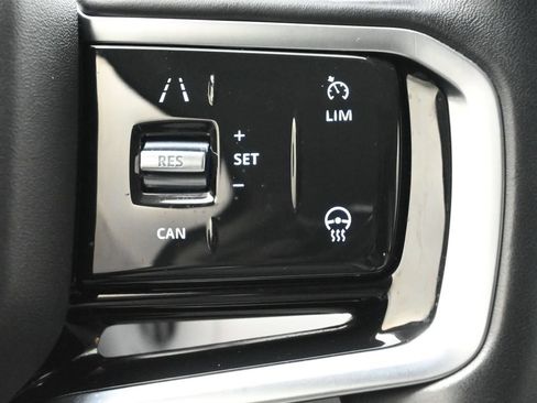 Used 2021 Land Rover Range Rover Evoque S AWD/4WD image 9