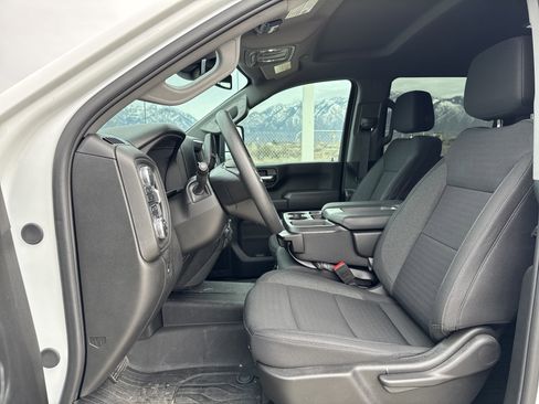 Used 2025 GMC Sierra 2500 Pro w/ 1SA Pro Safety Plus Package image 19