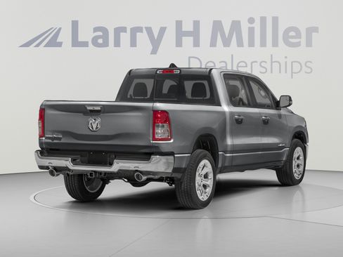 Used 2021 RAM 1500 Big Horn AWD/4WD image 2