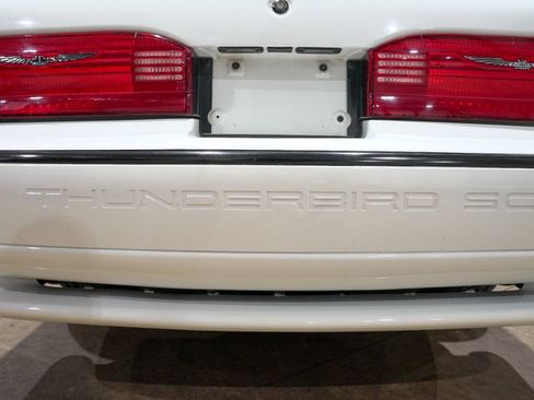 Used 1993 Ford Thunderbird Super RWD image 23