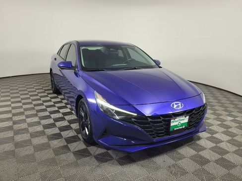 Used 2021 Hyundai Elantra SEL w/ Convenience Package FWD image 13