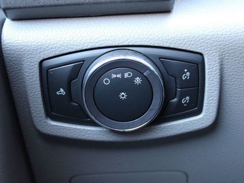 Used 2019 Ford F250 XL w/ STX Appearance Package image 32