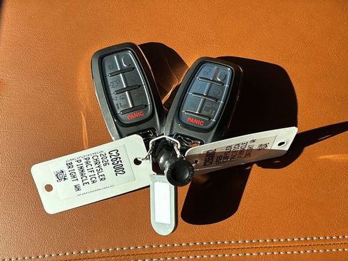 New 2026 Chrysler Pacifica Pinnacle image 43