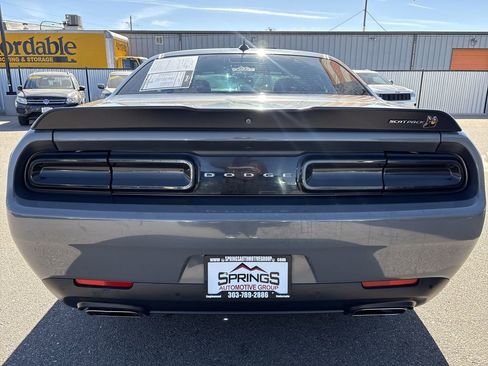 Used 2018 Dodge Challenger R/T Scat Pack image 4