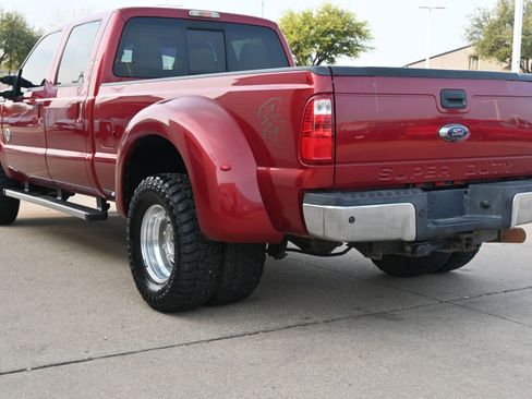 Used 2016 Ford F350 Lariat w/ Chrome Package image 4